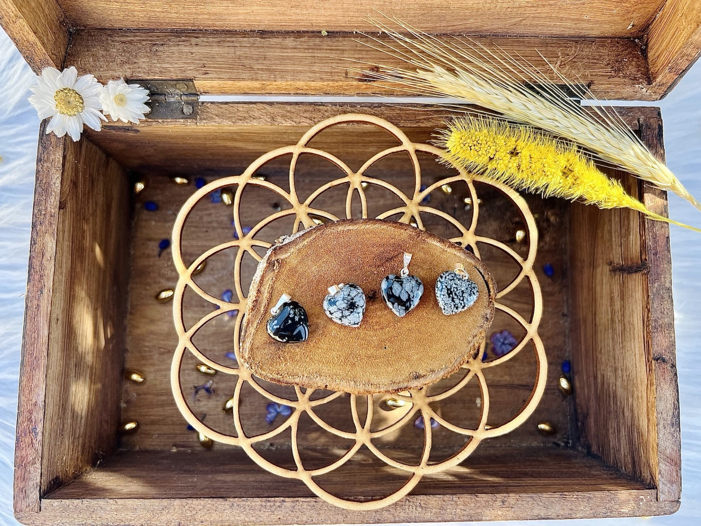 Pendentif en pierre d'Obsidienne Flocon De Neige