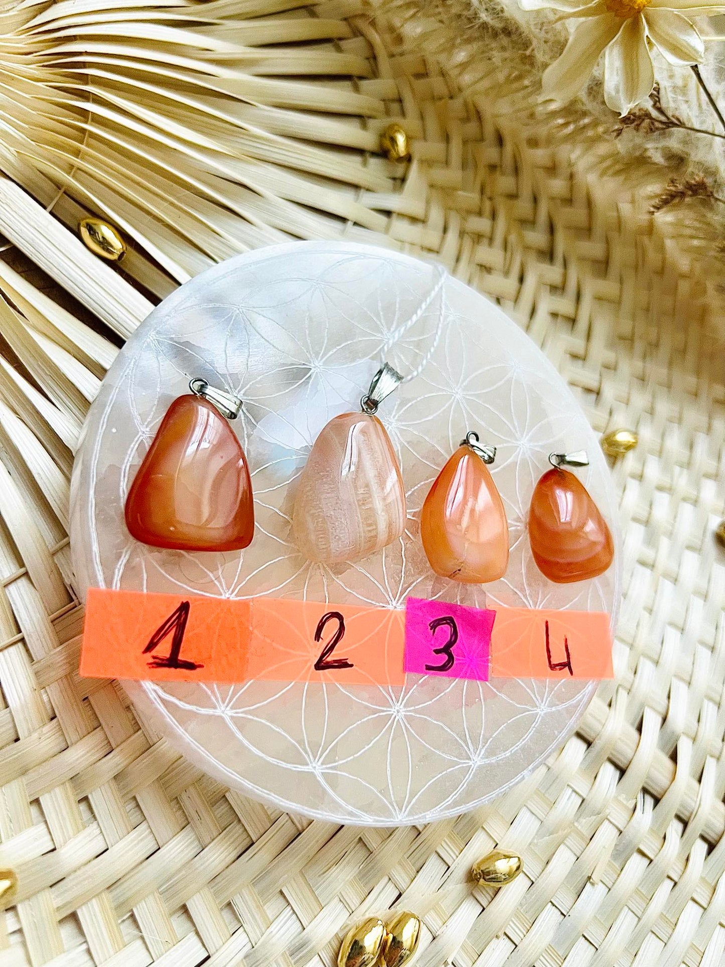 Pendentif en pierre de Cornaline