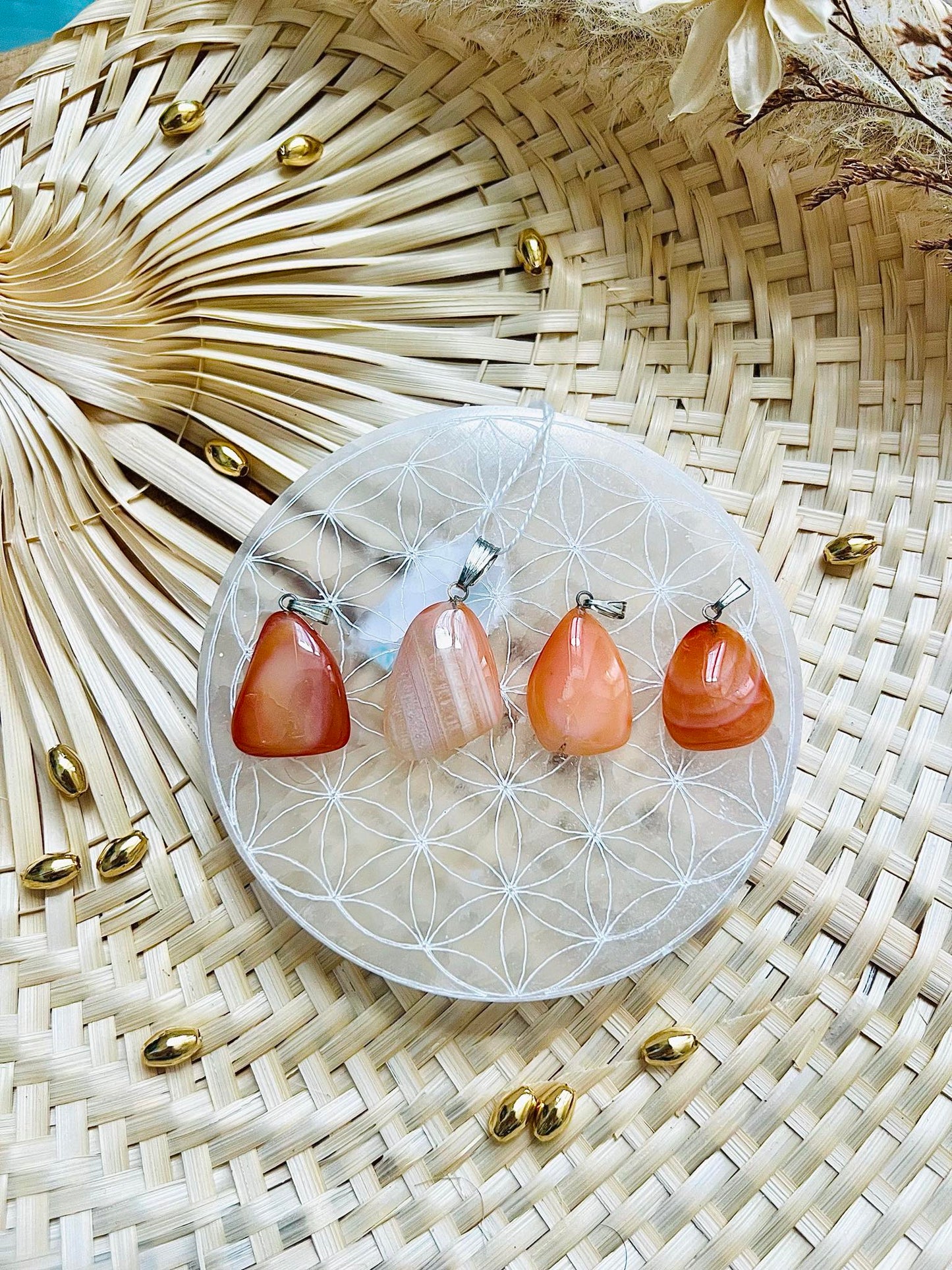 Pendentif en pierre de Cornaline