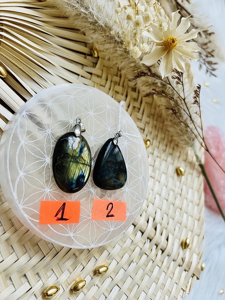 Pendentif en pierre de Labradorite