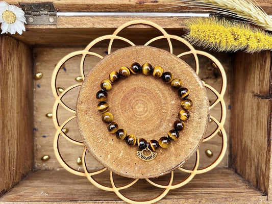 Bracelet en pierre d'Œil De Tigre avec breloque (8mm)
