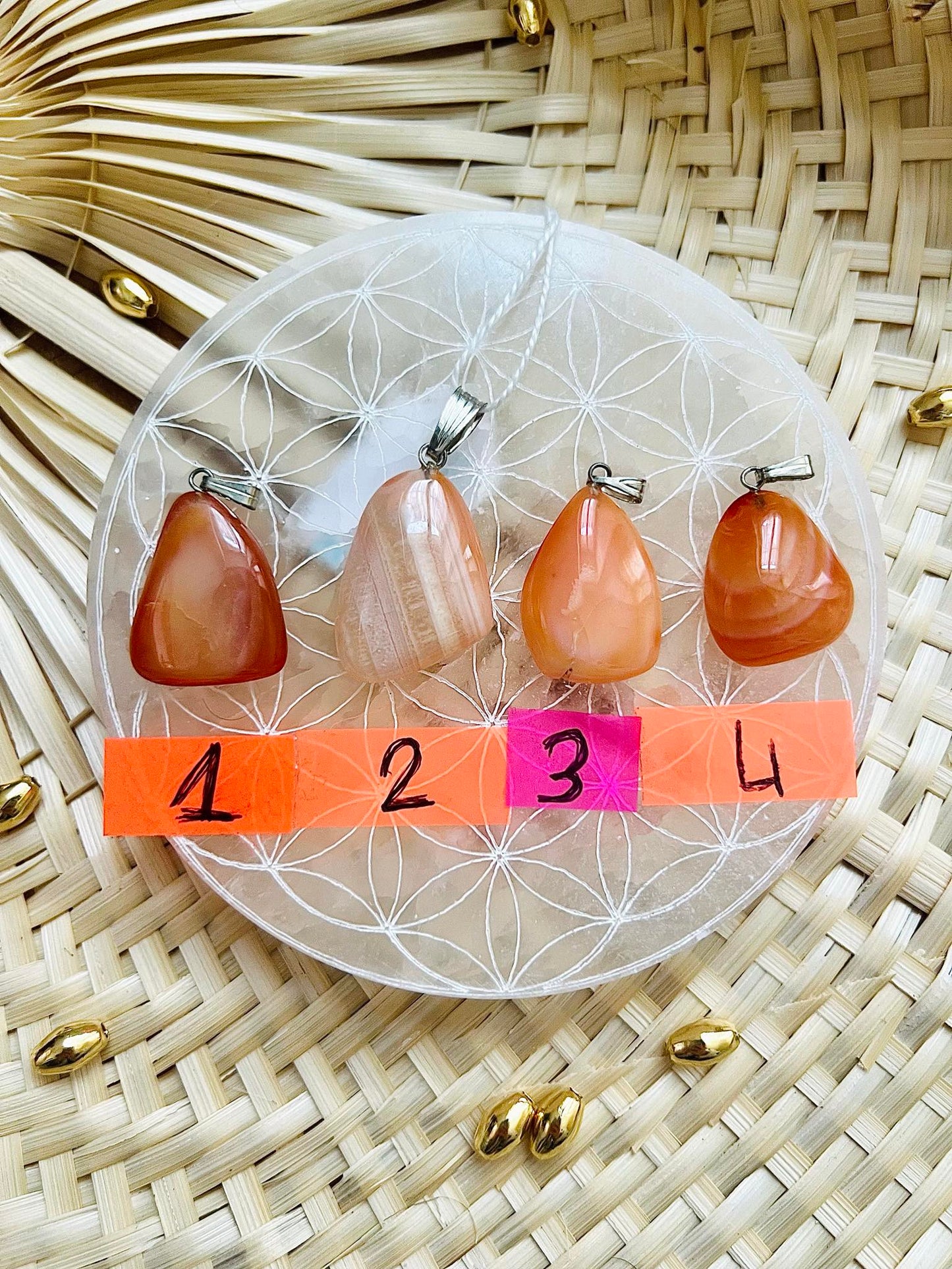 Pendentif en pierre de Cornaline
