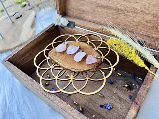 Pendentif en pierre de Quartz-Rose