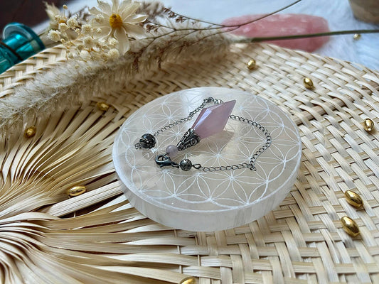 Pendule en pierre de Quartz-Rose